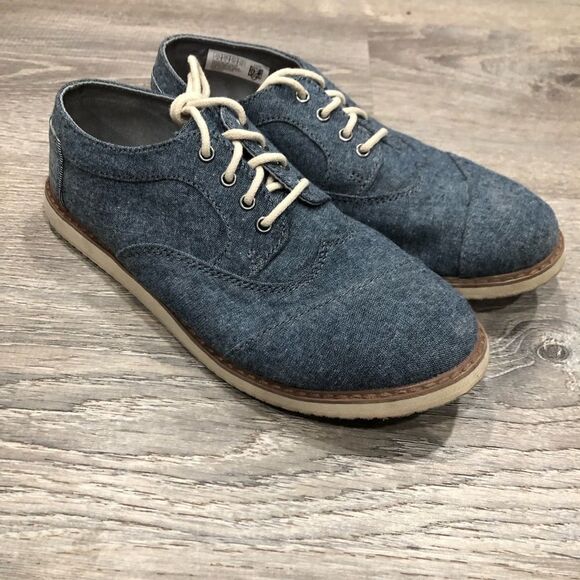 TOMS Brogue Kids Youth Boys Blue Denim Casual Oxford Dress Shoes Size 4Y - Picture 3 of 10